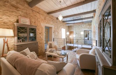 Historic property for sale Uzès, Occitania, Image 11/34
