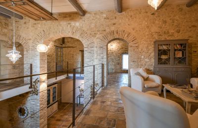 Historic property for sale Uzès, Occitania, Image 12/34