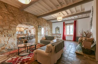 Historic property for sale Uzès, Occitania, Image 25/34