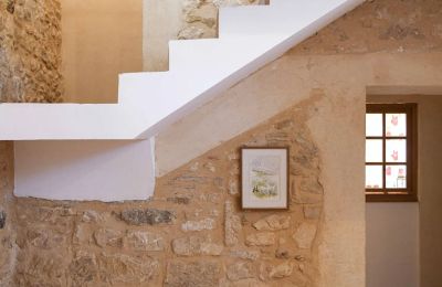 Historic property for sale Uzès, Occitania, Image 10/34