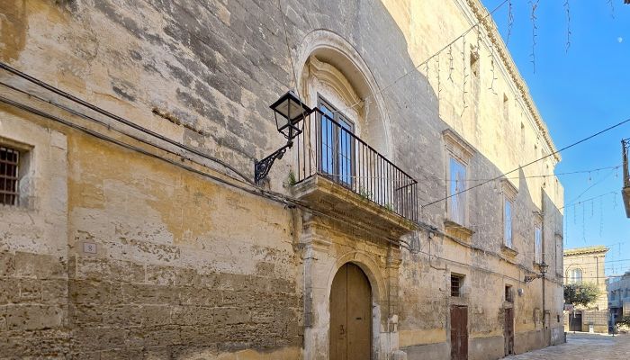 Urban palace for sale Francavilla Fontana, Apulia