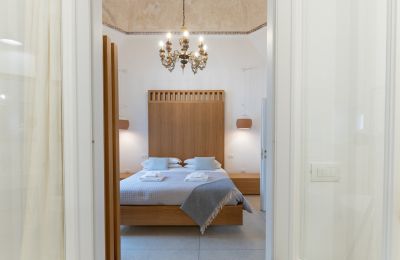 Town house for sale Ostuni, Apulia, Image 24/45