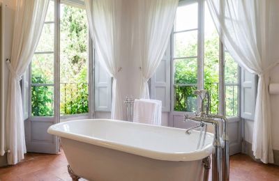 Historic villa for sale Capannori, Tuscany, Image 15/24