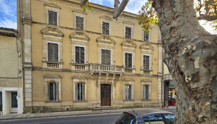 Historic townhouse north of Perpignan