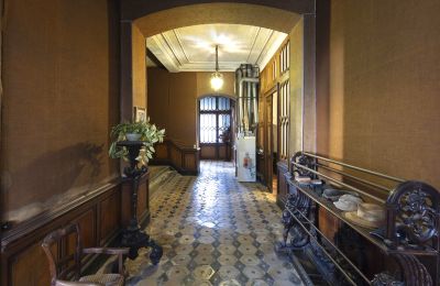 Historic villa for sale Narbonne, Occitania, Entrance hall