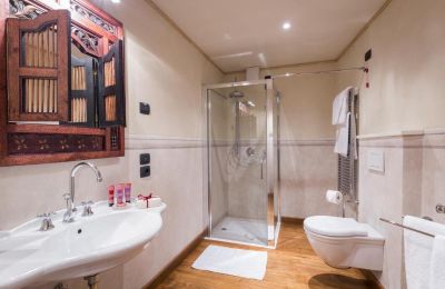 Medieval castle for sale Licciana Nardi, Tuscany, Image 27/40