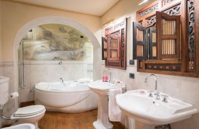 Medieval castle for sale Licciana Nardi, Tuscany, Image 28/40