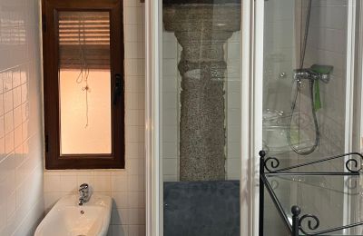 Period apartment for sale Toledo, Amador de los Ríos 2, Castile-La Mancha, Bathroom