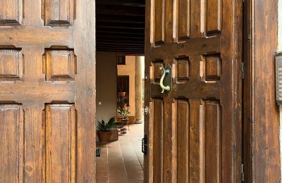 Period apartment for sale Toledo, Amador de los Ríos 2, Castile-La Mancha, Image 8/54