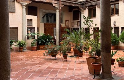 Period apartment for sale Toledo, Amador de los Ríos 2, Castile-La Mancha, Courtyard