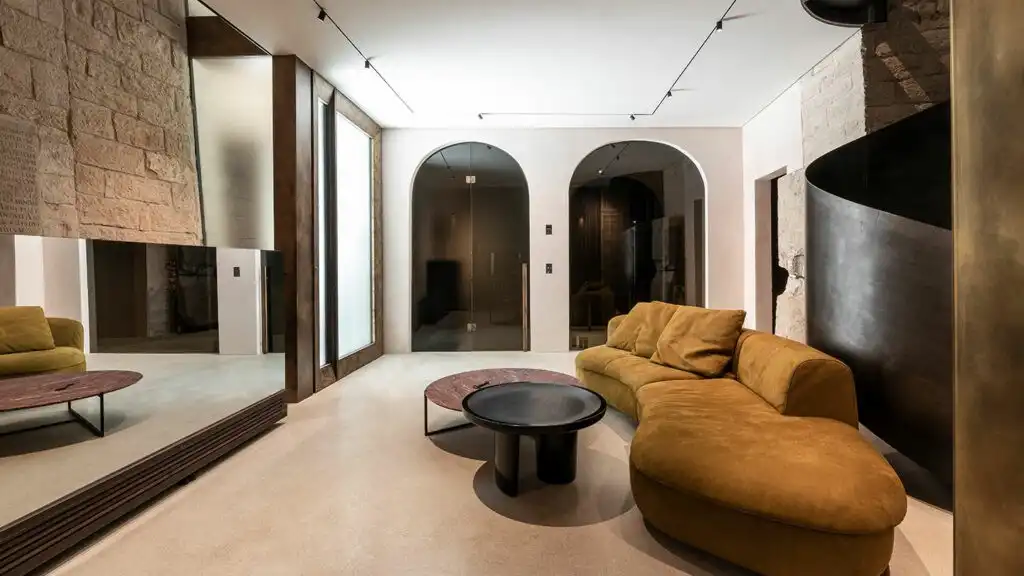 Photos A 13th-century former synagogue, reinvented for contemporary living