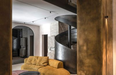 Town house for sale Trani, Apulia, Image 2/16