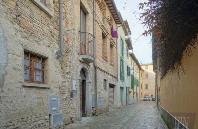 Period apartment for sale Città di Castello, Umbria, Image 2/24