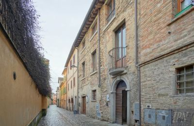 Period apartment for sale Città di Castello, Umbria, Image 1/24