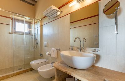 Country property for sale Sarteano, Tuscany, Image 27/50