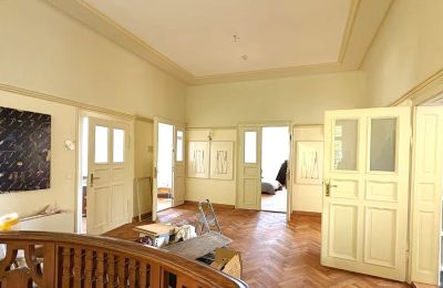 Period apartment for sale Gera, Vollersdorfer Str. 56, Thuringia, Vorhalle / Diele