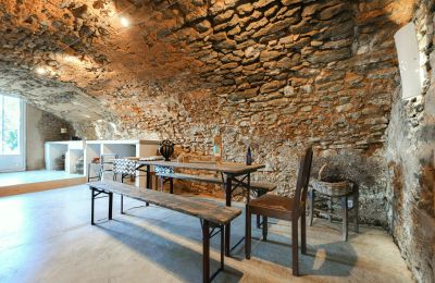 Country property for sale Uzès, Occitania, Image 8/31