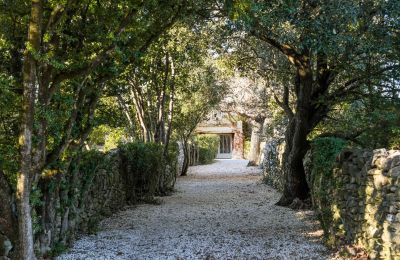 Country property for sale Uzès, Occitania, Image 3/31