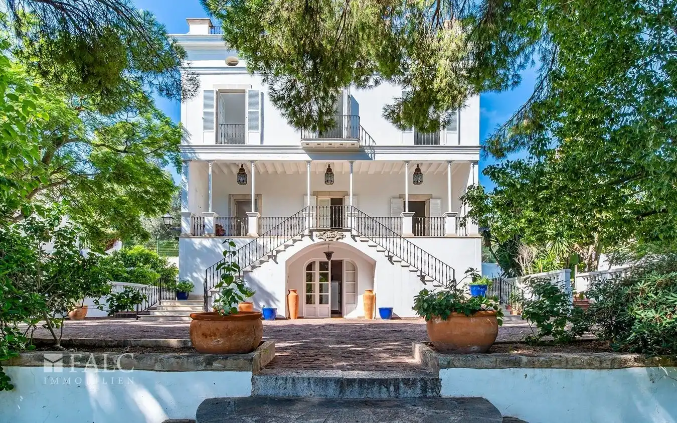 Photos Renoviertes Herrenhaus mit Meerblick und Pool am Fusse des Bellver Schlosses in Palma