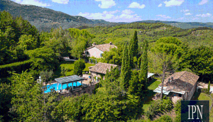 Country property with panoramic views