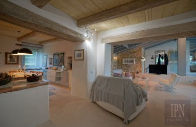 Country property for sale Italy, Image 32/50