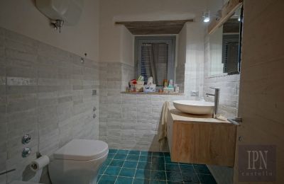 Country property for sale Italy, Image 36/50