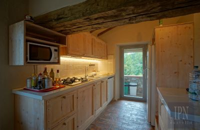 Country property for sale Italy, Image 48/50