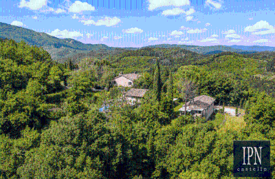 Country property for sale Italy, Image 8/44