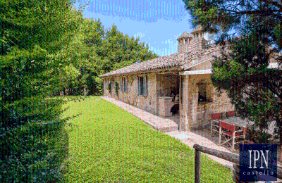 Country property for sale Italy, Image 20/44
