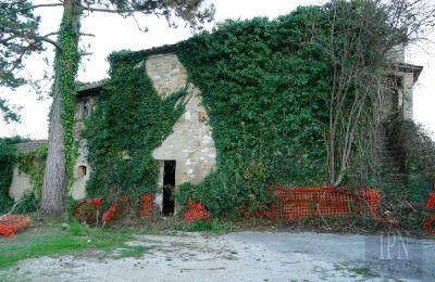 Country property for sale 06019 Polgeto, Umbria, Image 22/28