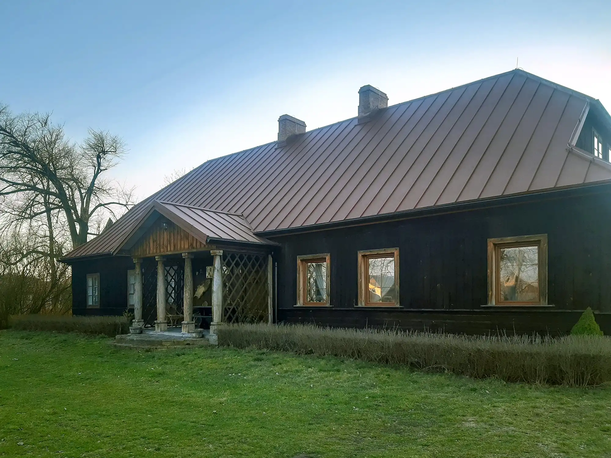 Photos Polish manor set within approximately 12.3 acres