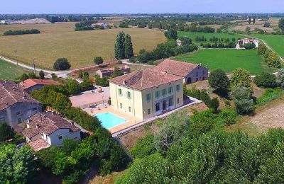 Historic villa for sale Goito, Lombardy, Image 3/27