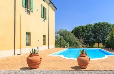 Historic villa for sale Goito, Lombardy, Image 24/27