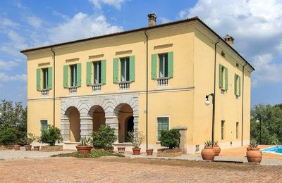 Historic villa for sale Goito, Lombardy, Image 4/27