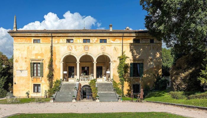 Historic villa for sale Quinto, Veneto