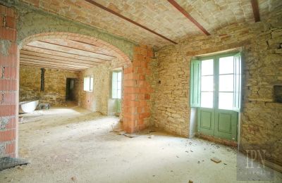 Country property for sale 06026 Pietralunga, Umbria, Image 16/25