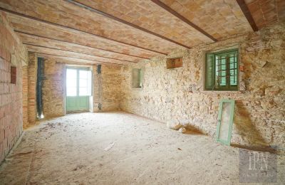 Country property for sale 06026 Pietralunga, Umbria, Image 18/25