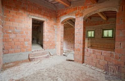 Country property for sale 06026 Pietralunga, Umbria, Image 22/25