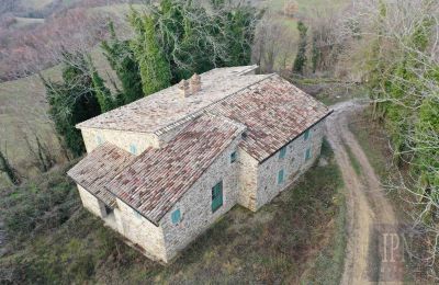 Country property for sale 06026 Pietralunga, Umbria, Image 8/25