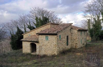 Country property for sale 06026 Pietralunga, Umbria, Image 1/25