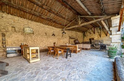 Historic property for sale Uzès, Occitania, Image 17/20
