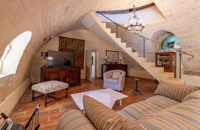 Historic property for sale Uzès, Occitania, Image 5/20