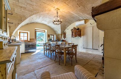 Historic property for sale Uzès, Occitania, Kitchen