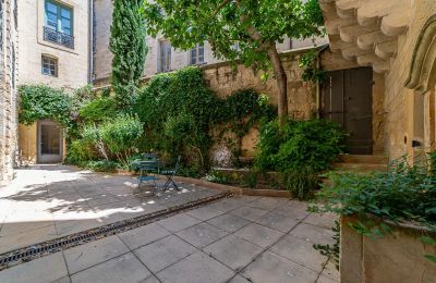 Period apartment for sale Uzès, Occitania, Image 24/30