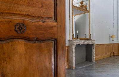 Period apartment for sale Uzès, Occitania, Image 14/30