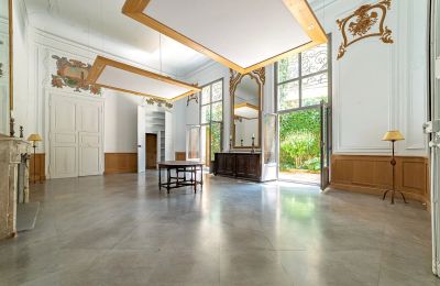 Period apartment for sale Uzès, Occitania, Image 8/30