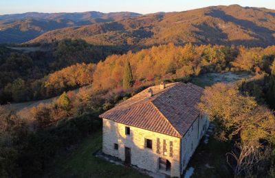 Country property for sale Italy, Image 3/26