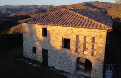 Country property for sale Italy, Image 4/26