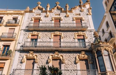 Manor house for sale Tarragona, Rambla Nova 25, Catalonia, Refurbished Facade