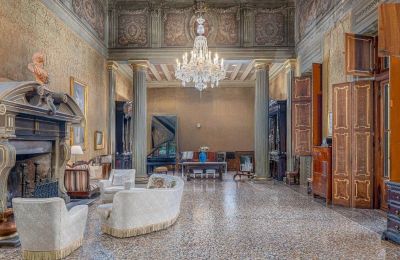 Historic villa for sale Panicaglia, Tuscany, Image 8/24